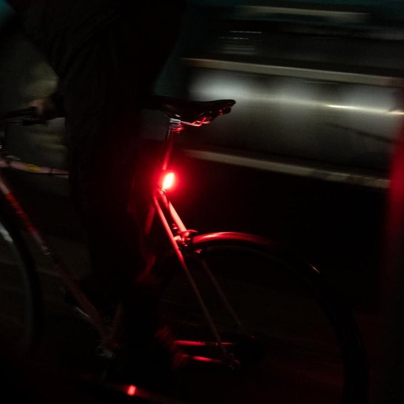 Knog Blinder Rear Bike Light Square â€“ 100 Lumen USB Rechargeable Bicycle Tail Light, Waterproof LED Rear Light with 8 Modes, 450m Visibility, Fits 22â€“32mm Seat Posts - Image 2